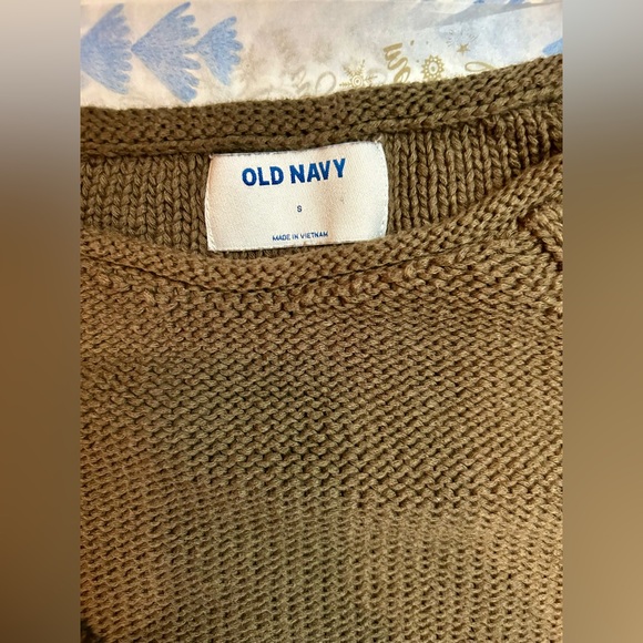 Old Navy Olive Knit Sweater - Picture 2 of 9
